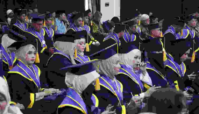 Wisuda V STIQ Ar-Rahman, Bachtiar Nasir Gagas Al-Qur’an sebagai Operating System Kehidupan
